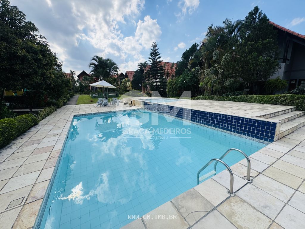 Foto de Casa com 4 quartos sendo 2 suítes