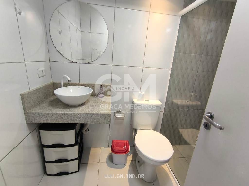 Foto de Casa em condomínio a margens da pista local