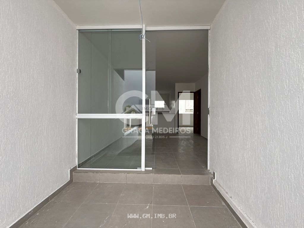 Foto de Casa com 2 quartos, sendo 1 suíte com 50 metros