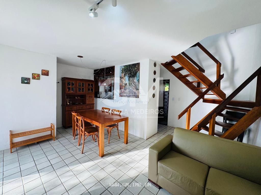 Foto de Casa com 3 quartos em condomínio fechado