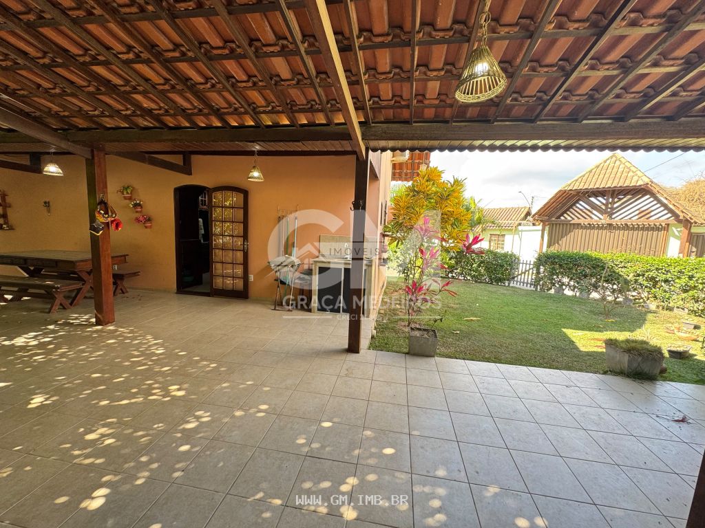 Foto de Chalé com 3 quartos em condomínio a 300 metros da pista local