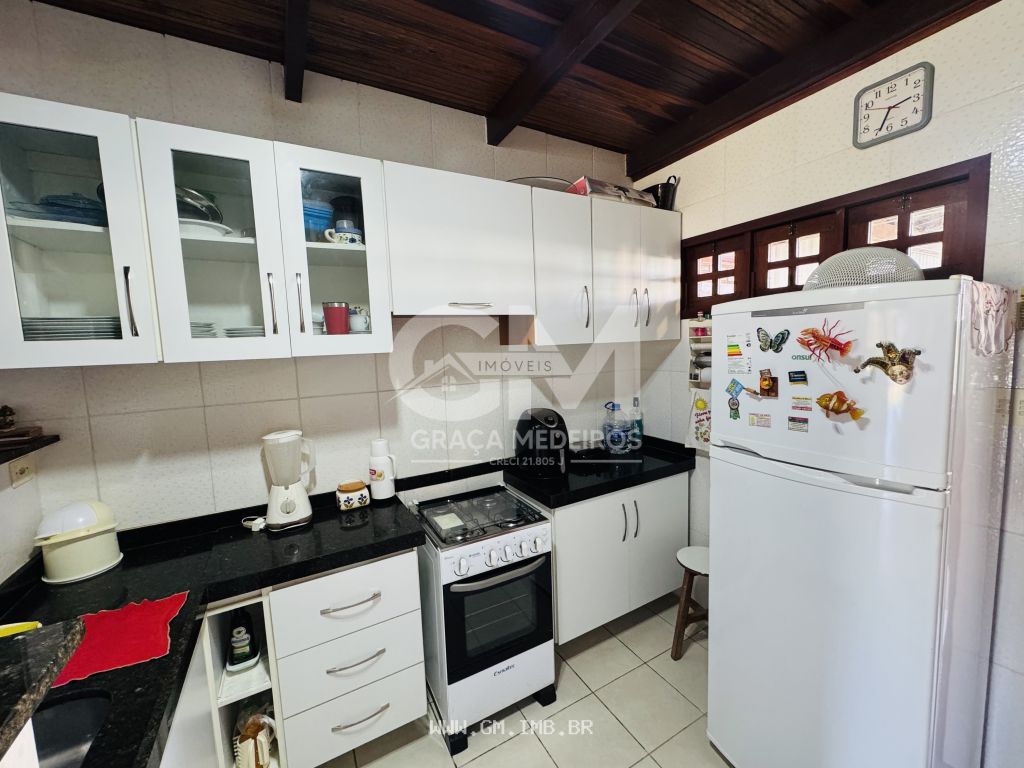 Foto de Chalé com 4 quartos sendo 3 suítes 