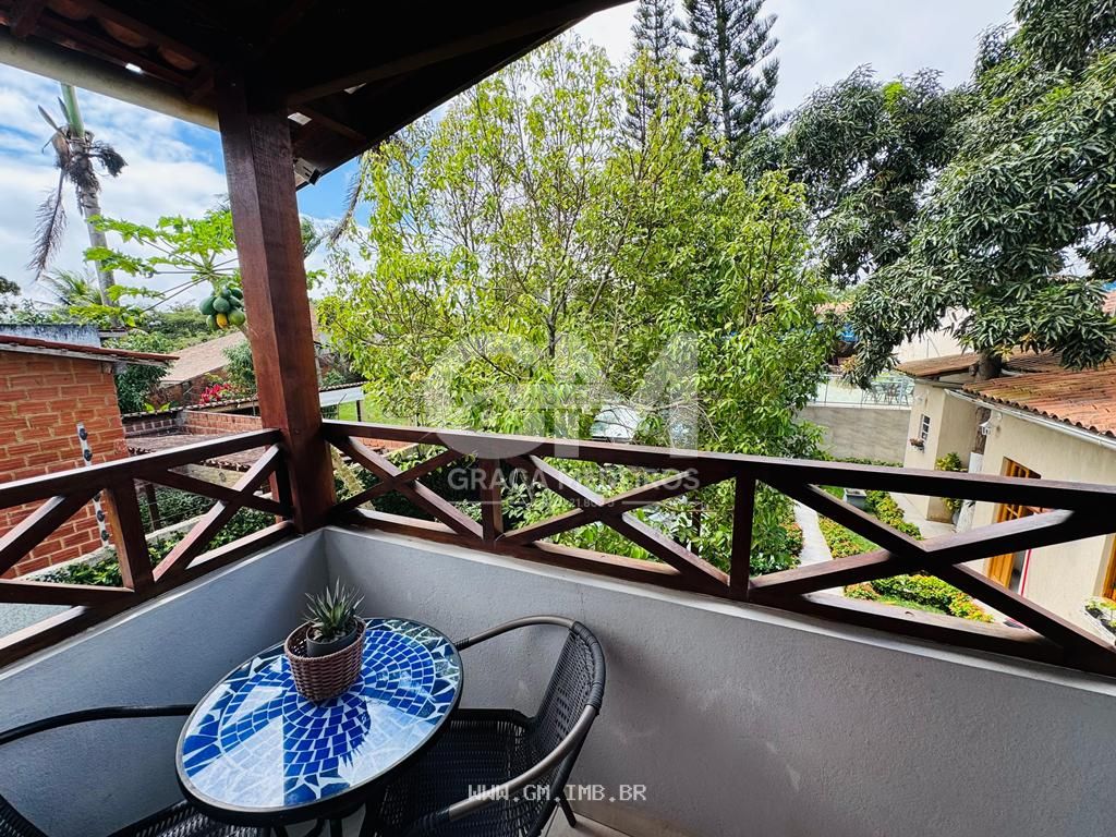 Foto de Casa em condomínio com piscina privativa
