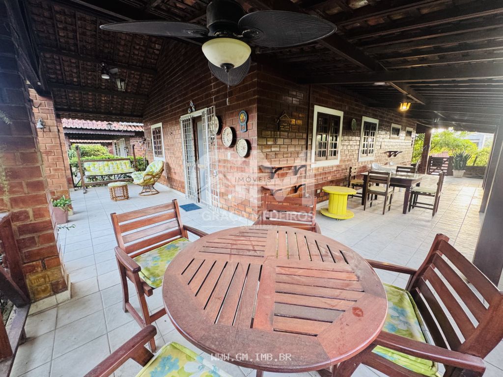 Foto de Casa térrea de esquina e com espaço gourmet privativo 
