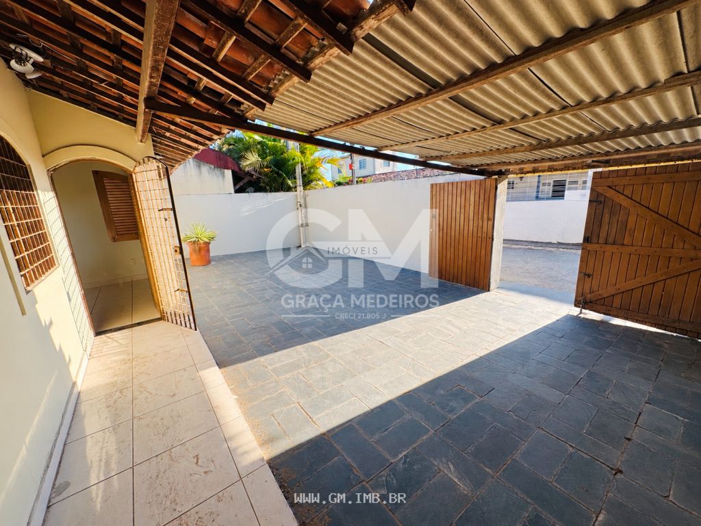 Foto de Casa a 350 metros do parque da cidade 