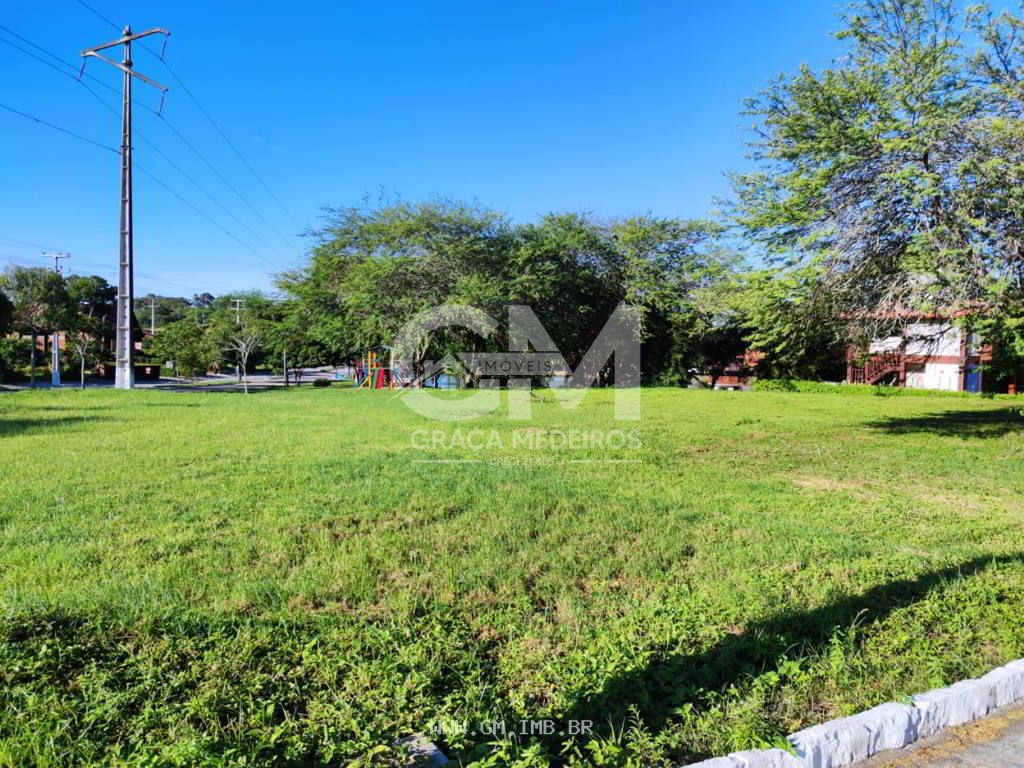 Foto de Lote em condomínio ás margens da BR-232- excelente localização