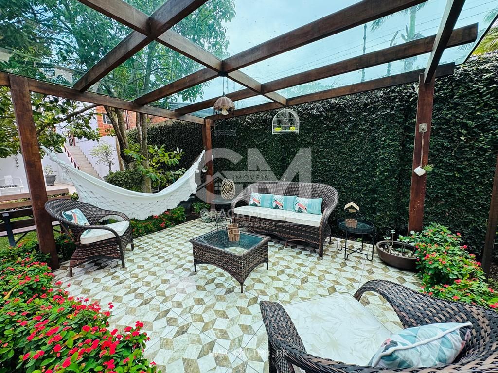 Foto de Casa em condomínio com piscina privativa