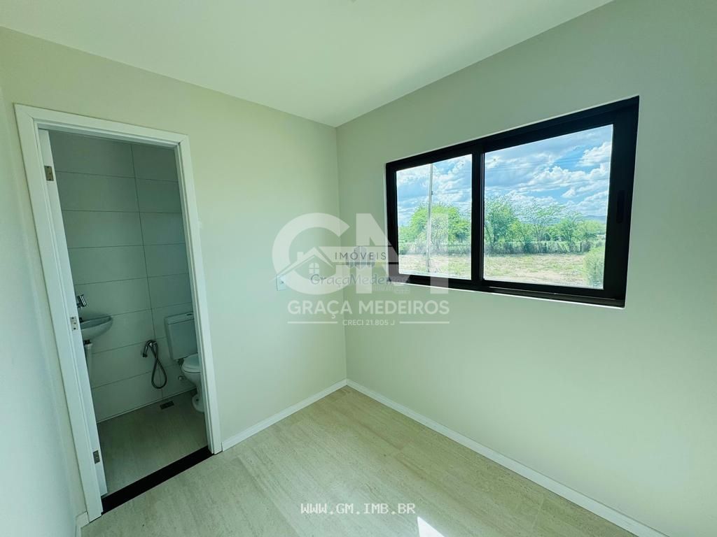 Foto de Casa nova com 4 quartos em condomínio 