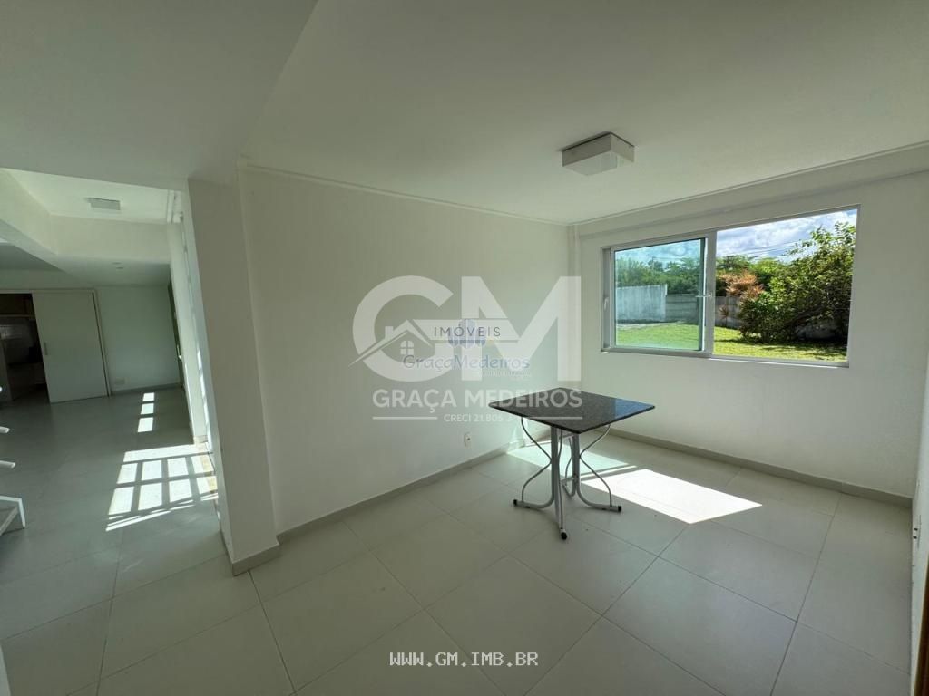 Foto de Casa com 300 metros de área construída em terreno 2.124,59 metros