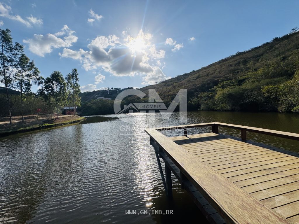 Foto de Terreno com 2.493,15 m² em condomínio de alto padrão 