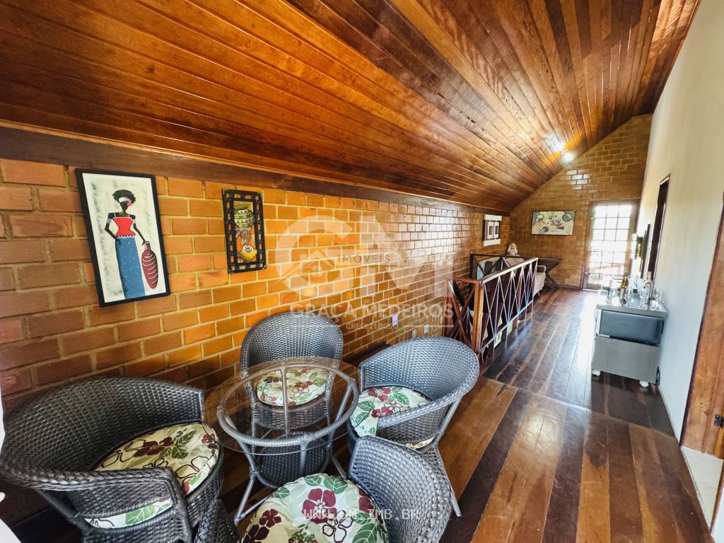 Foto de Chalé com 4 quartos sendo 3 suítes 