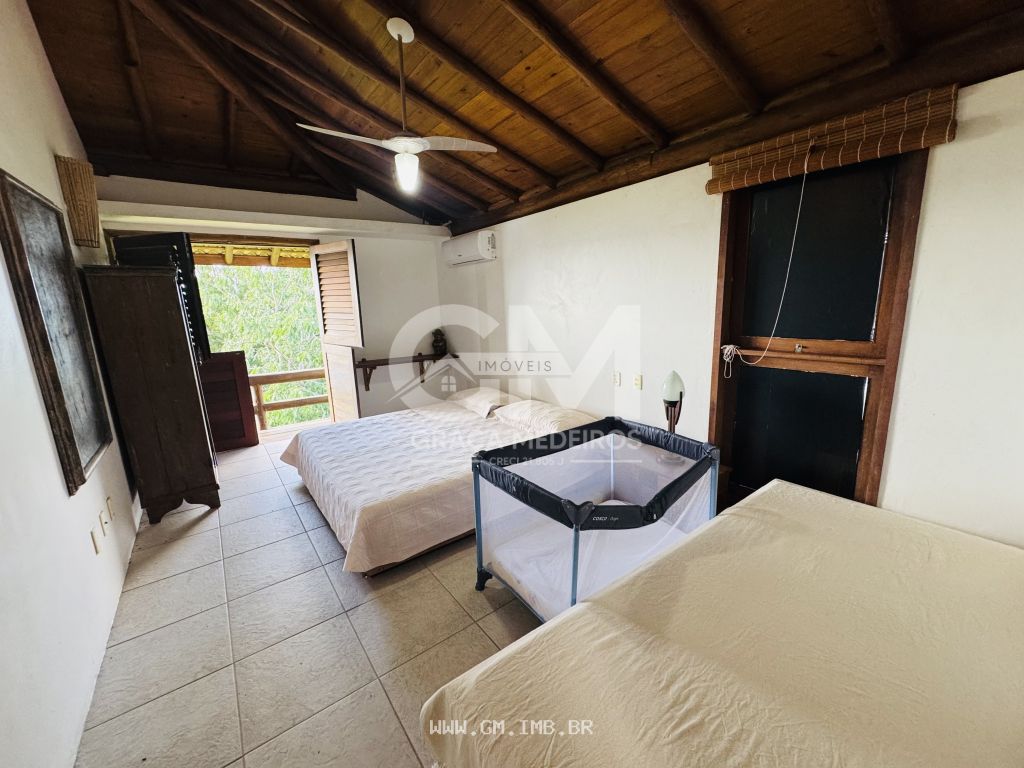 Foto de Casa com 4 suítes, piscina particular, terreno com 2.655 m² 