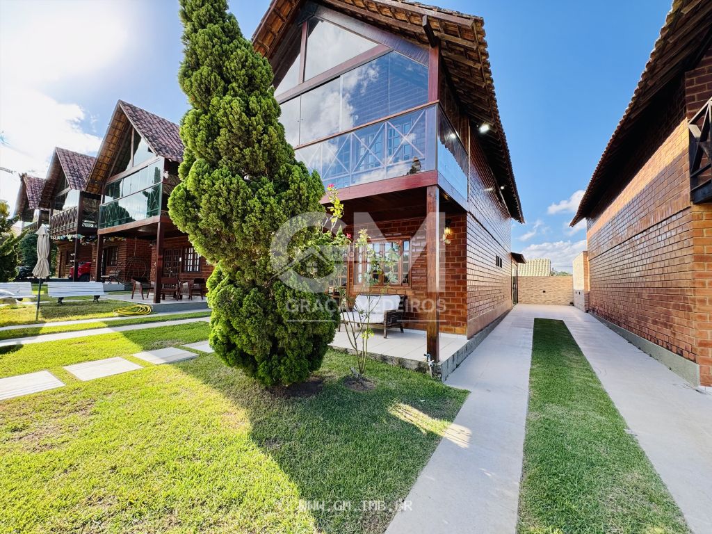 Foto de Chalé com 4 quartos sendo 3 suítes 