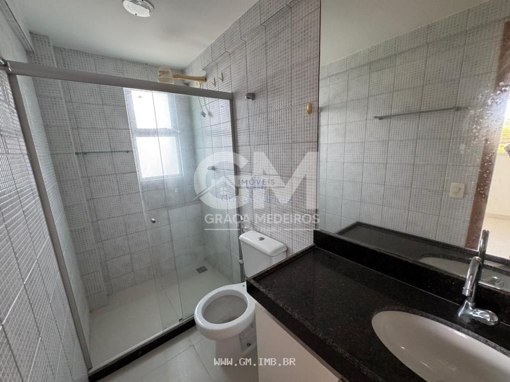 Foto de Casa com 300 metros de área construída em terreno 2.124,59 metros