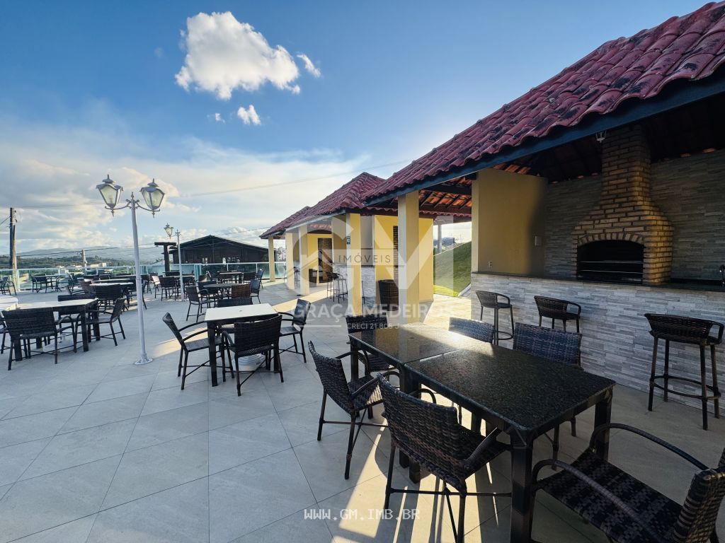 Foto de Casa térrea em condomínio com terraço gourmet