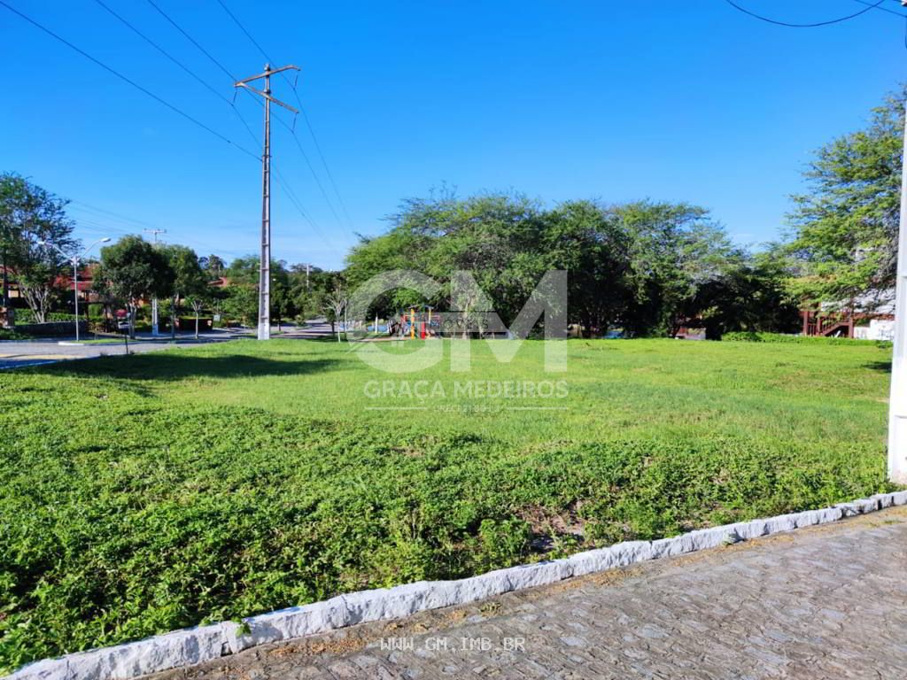 Foto de Lote em condomínio ás margens da BR-232- excelente localização