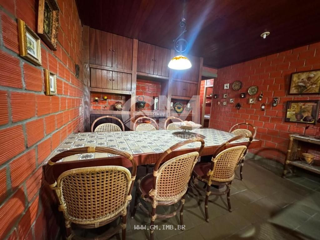 Foto de Casa em condomínio em terreno com 663 metros a 200 metros da pista local