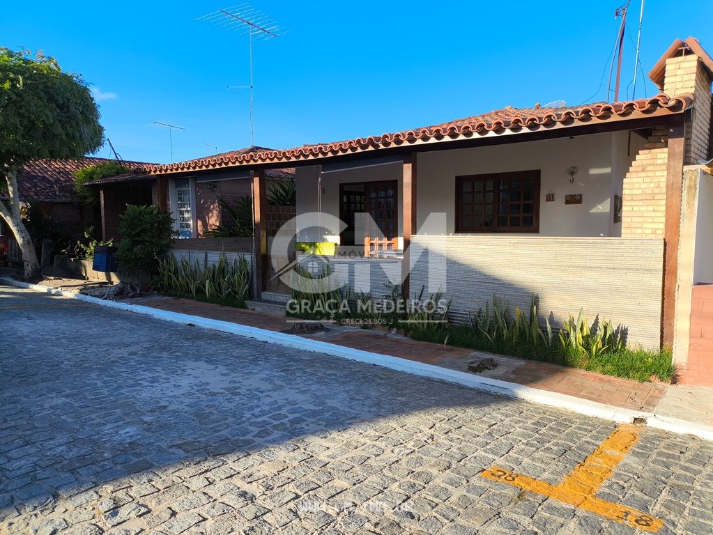 Foto de Casa térrea em condomínio com fácil acesso ao centro da cidade