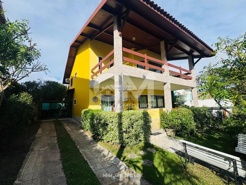 Foto de Casa com 398 metros em condomínio, localizado ás margens da BR 232