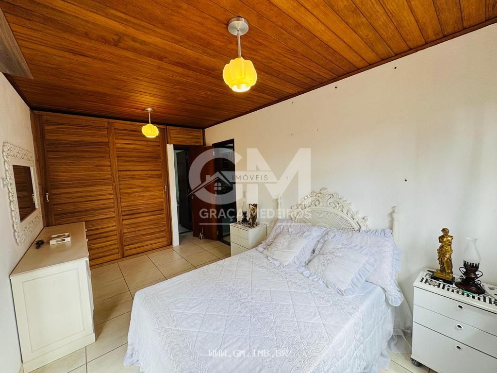 Foto de Casa em condomínio com piscina privativa
