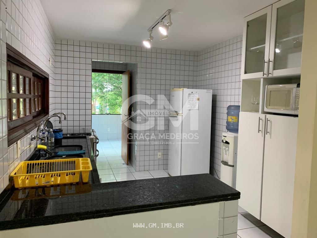Foto de Casas espaçosa com 5 quartos em condomínio 