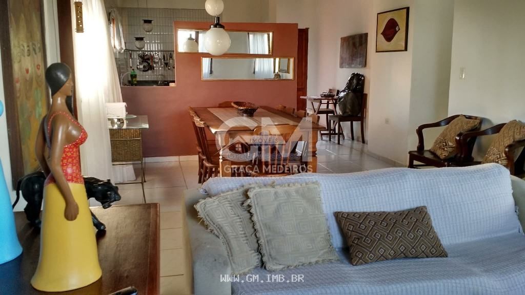 Foto de Casa edifica em terreno com 1.100 metros em Gravatá-PE