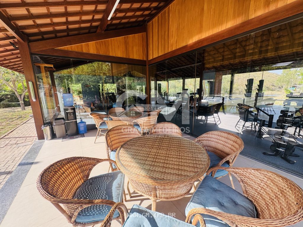 Foto de Terreno com 2.493,15 m² em condomínio de alto padrão 