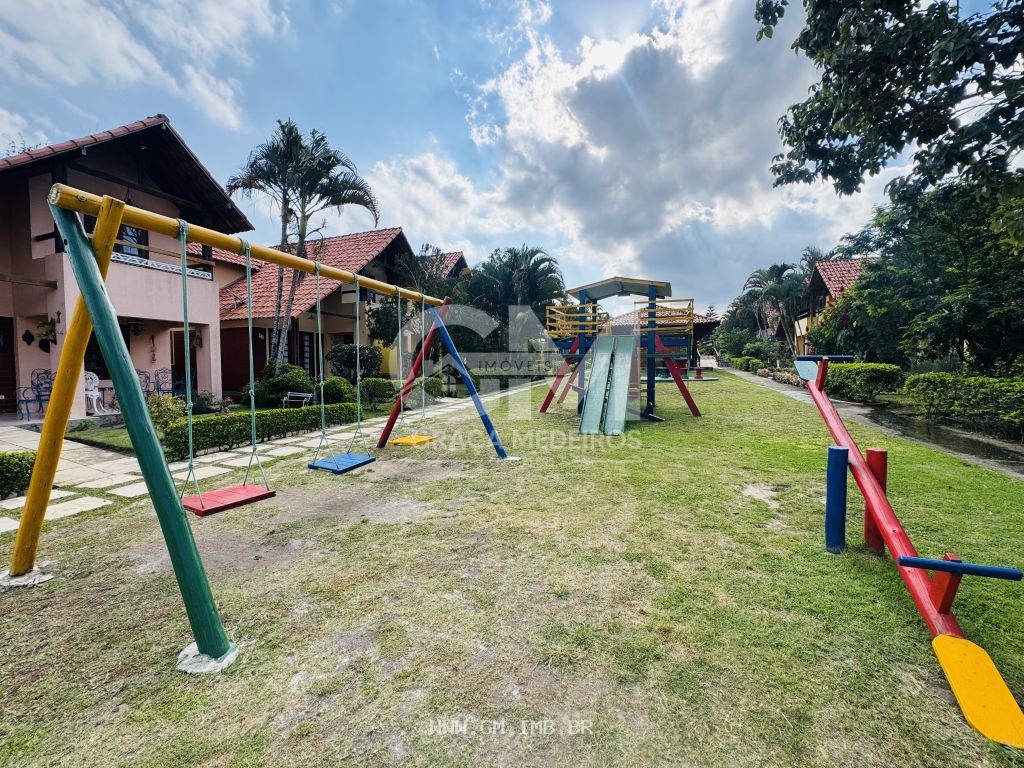 Foto de Casa com 4 quartos sendo 2 suítes