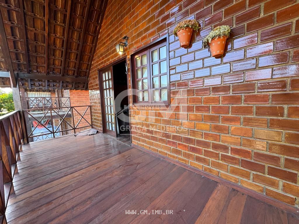 Foto de Chalé espaçoso em condomínio fechado 