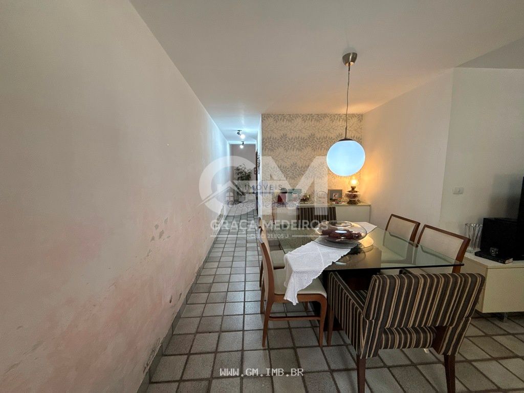 Foto de Casa à venda no centro de Gravatá-PE