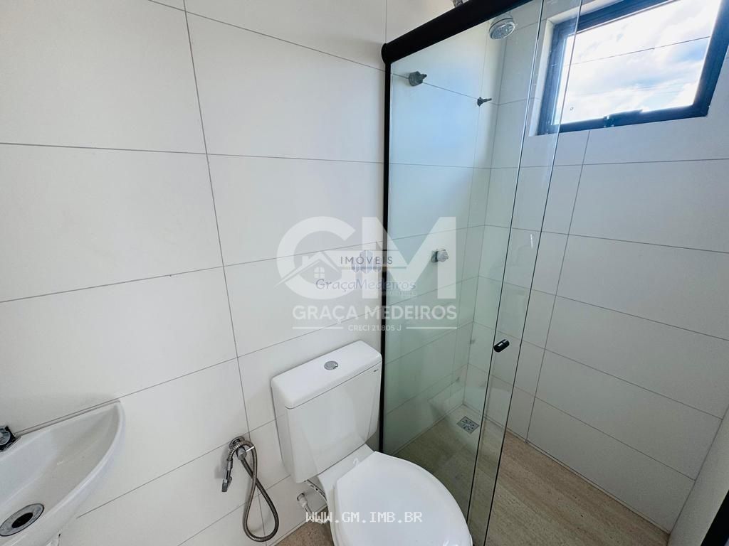 Foto de Casa nova com 4 quartos em condomínio 