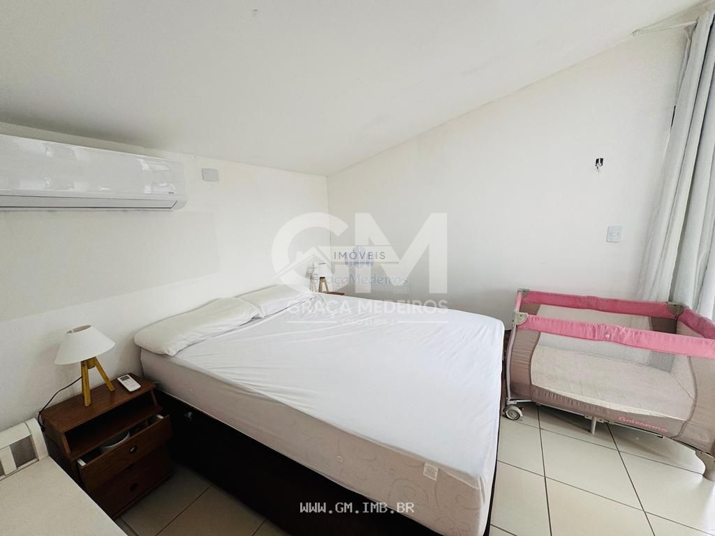Foto de Casa com 3 quartos em condomínio fechado