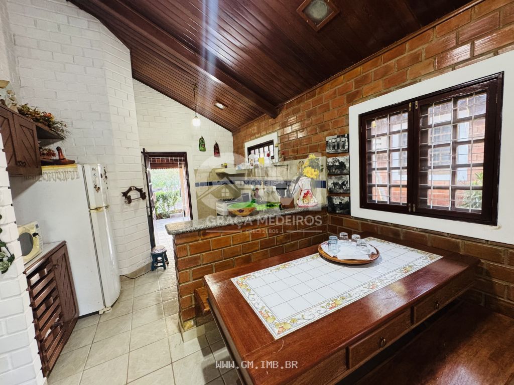 Foto de Casa térrea com 3 quartos em condomínio 